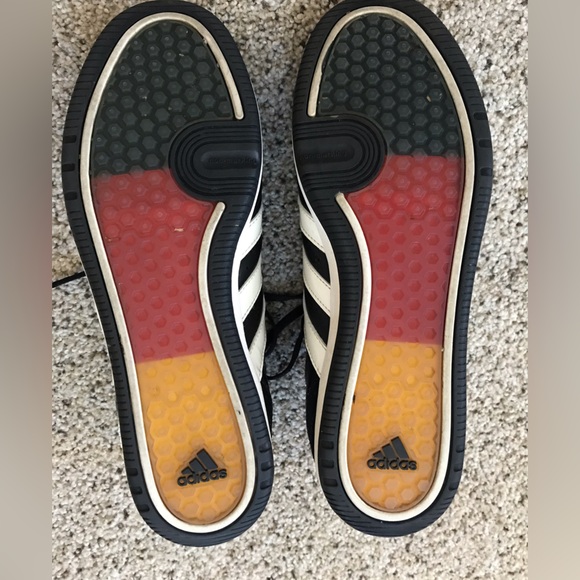 Adidas Adi FC shoes. Excellent Condition! Leather. Size 10. - Picture 6 of 7